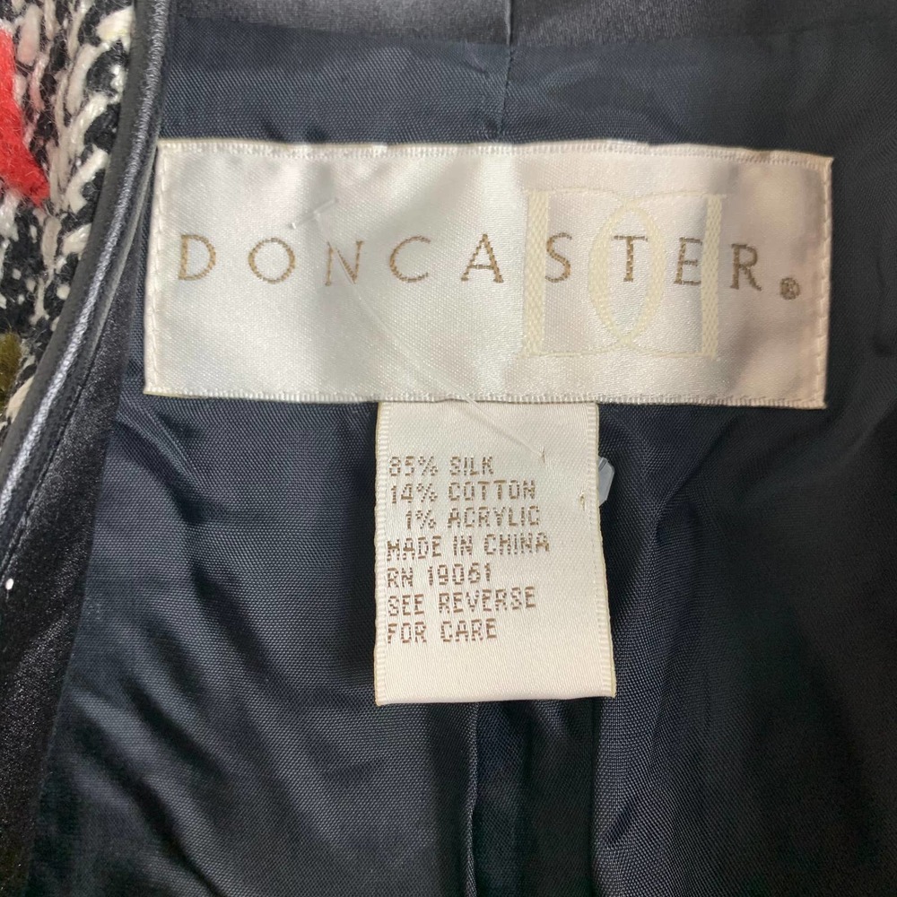 Doncaster Silk Tweed Blazer Size 2 - Picture 9 of 10